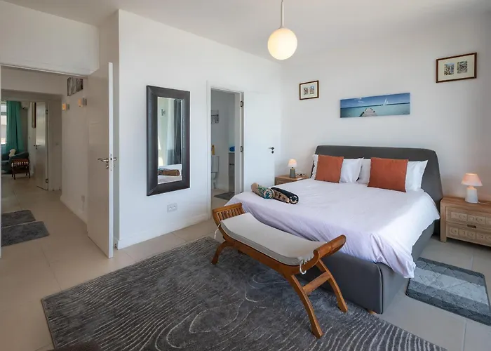 Luxury Beachfront Duplex, Coin De Mire View / 3Bed